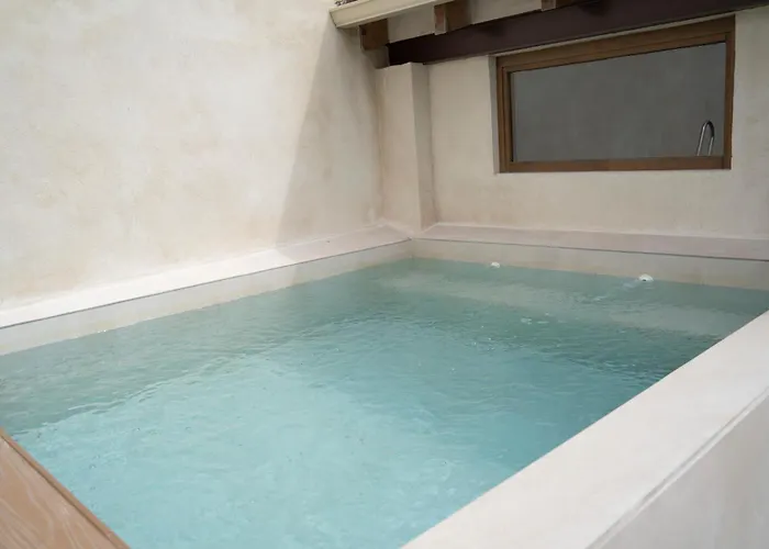 Arena Centro Rooms&suites, By Homing U 3* Sevilla