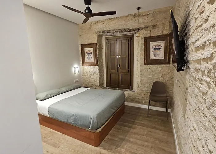 Arena Centro Rooms&suites, By Homing U Sevilla