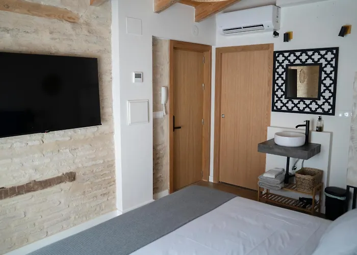 Arena Centro Rooms&suites, By Homing U Vendégház
